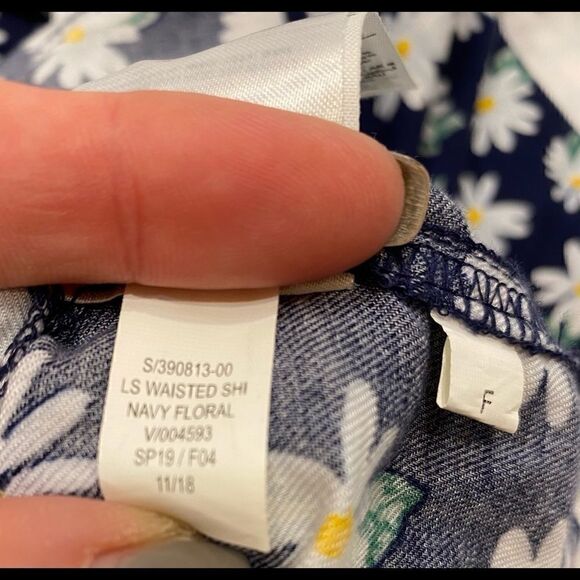 Old Navy Blue Ditsy Floral Dress - Picture 9 of 10